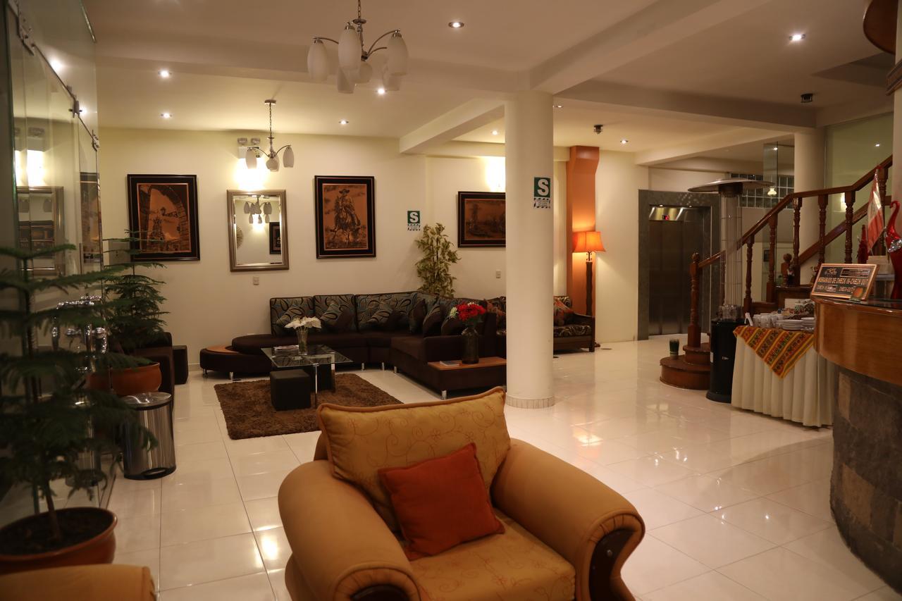 פונו Sol Plaza Hotel מראה חיצוני תמונה