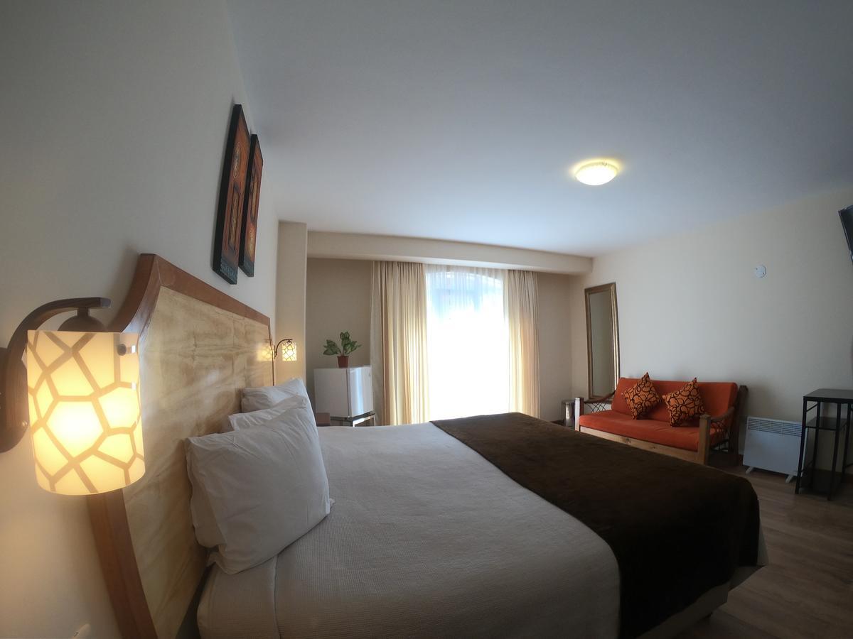 פונו Sol Plaza Hotel מראה חיצוני תמונה