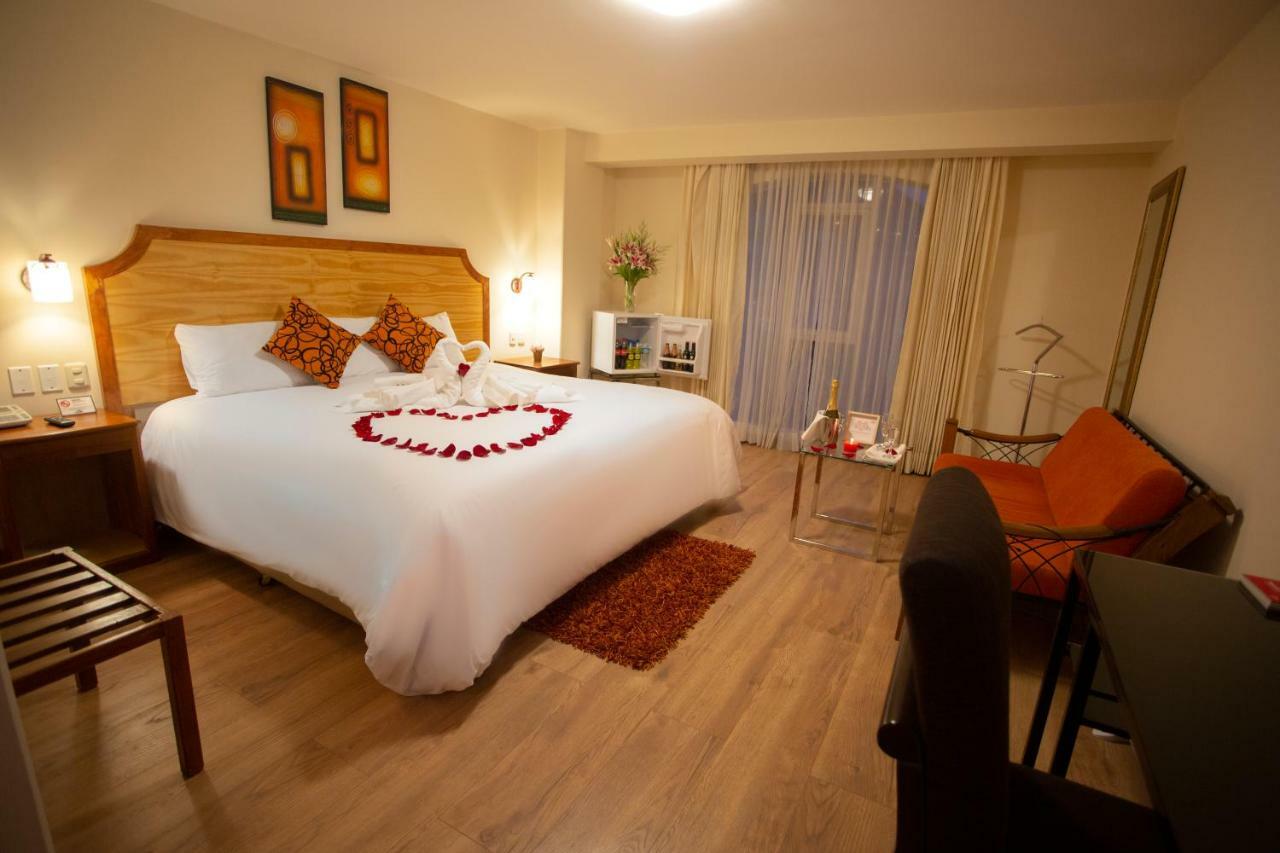 פונו Sol Plaza Hotel מראה חיצוני תמונה
